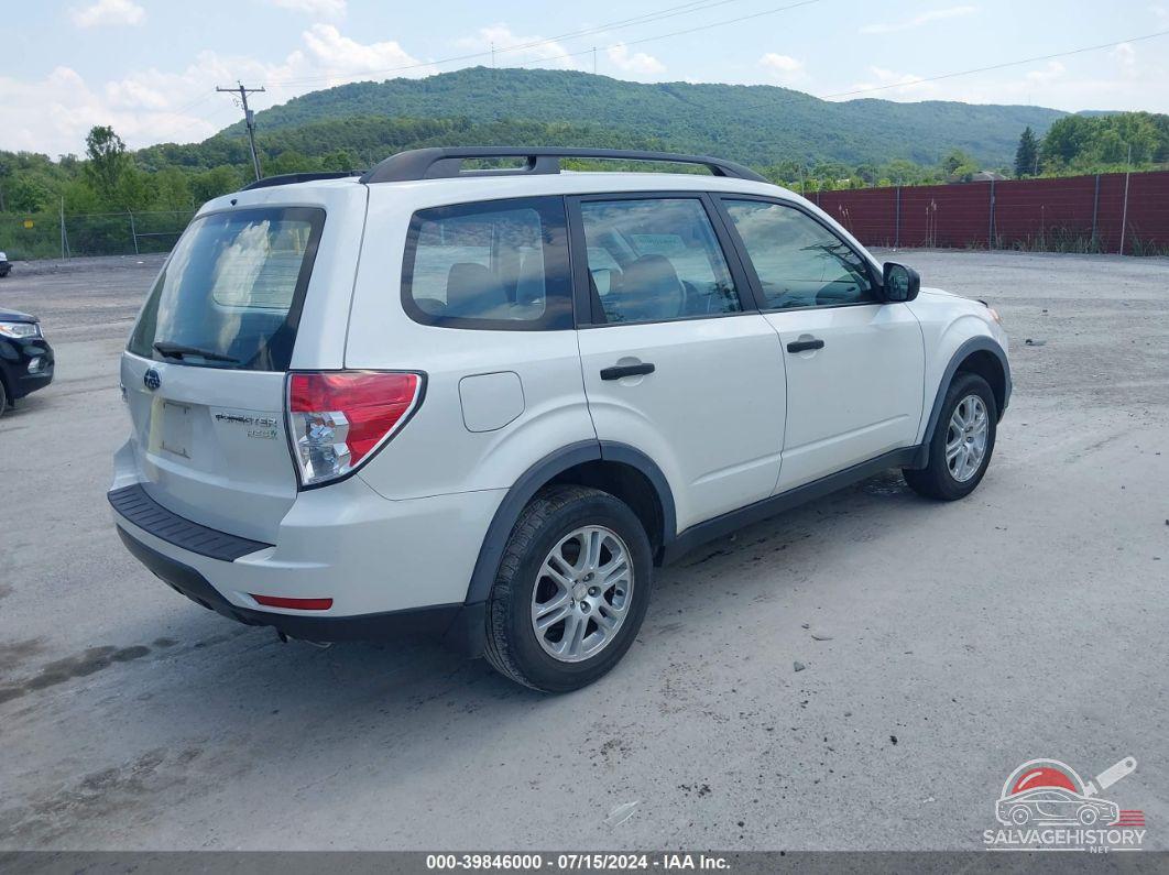 JF2SHABC2BH778997 2011 SUBARU FORESTER photo no. 4
