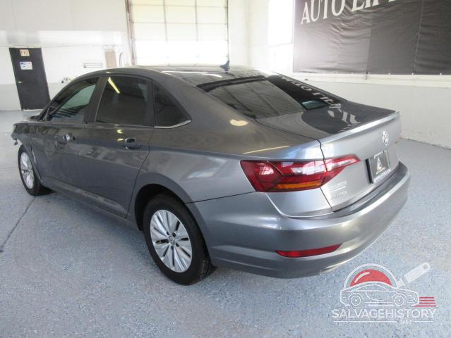 3VWC57BU5KM088483 2019 VOLKSWAGEN JETTA photo no. 4