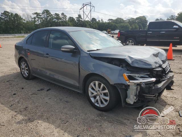 3VWDX7AJ7CM450658 2012 VOLKSWAGEN JETTA photo no. 4