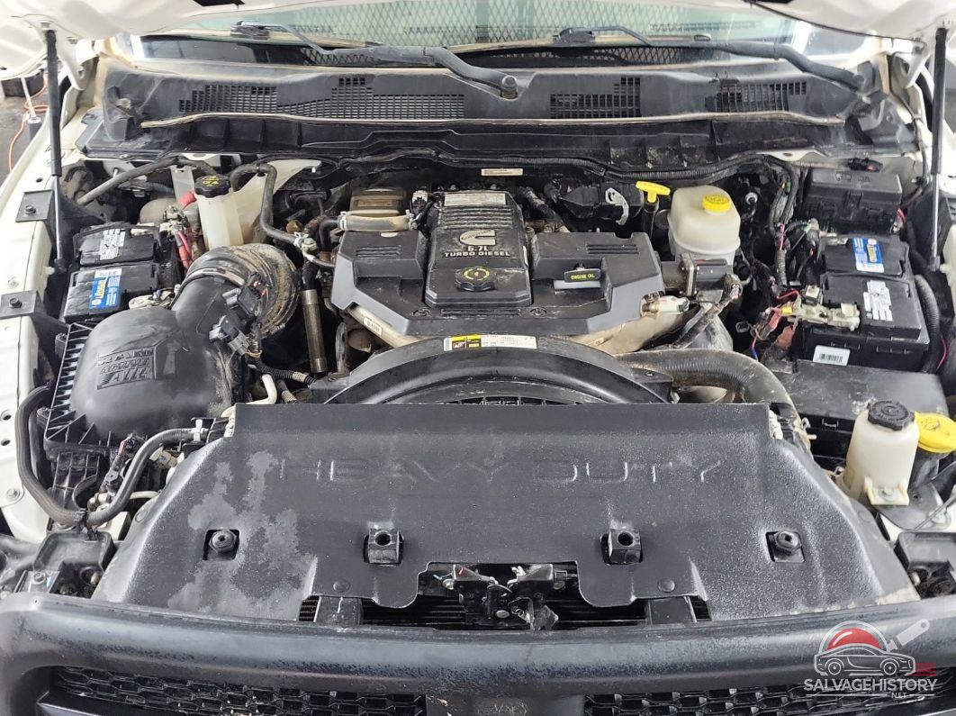 3C7WRTAL9JG346333 2018 RAM 3500 CHASSIS photo no. 5