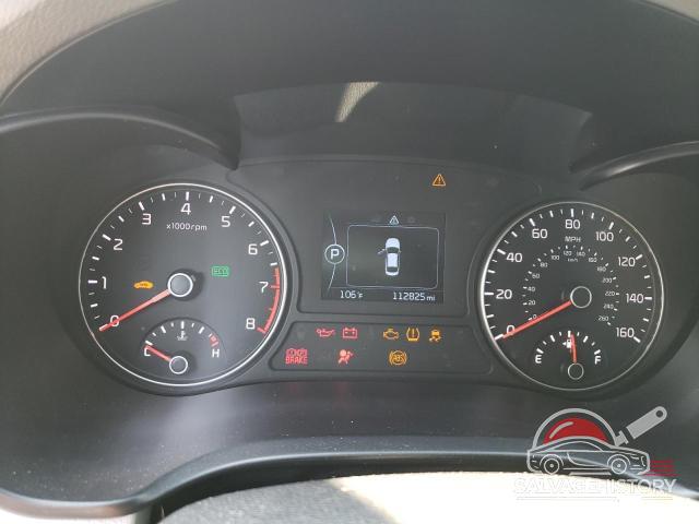 5XXGU4L39GG078849 2016 KIA OPTIMA photo no. 9