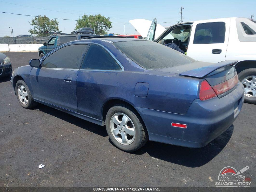1HGCG32771A021588 2001 HONDA ACCORD photo no. 3