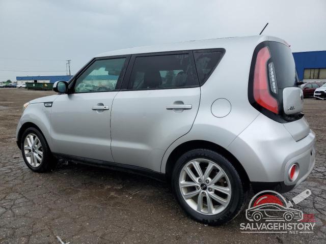 KNDJP3A58K7662866 2019 KIA SOUL photo no. 2