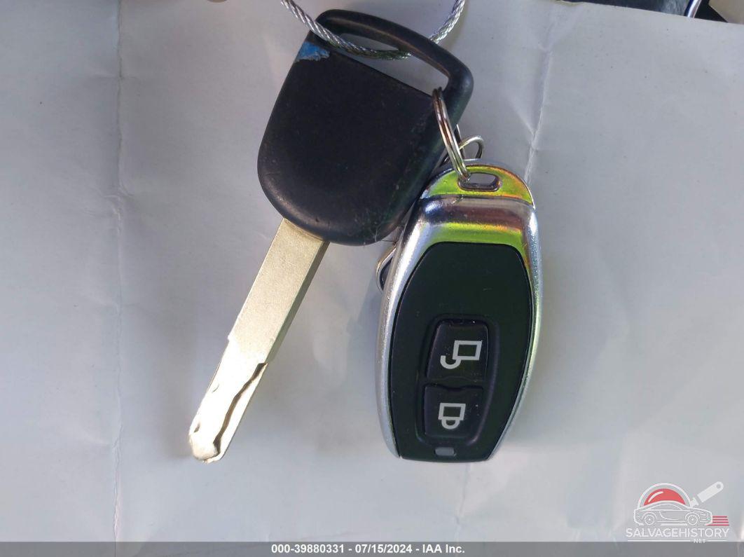 5J6YH28654L005791 2004 HONDA ELEMENT photo no. 11