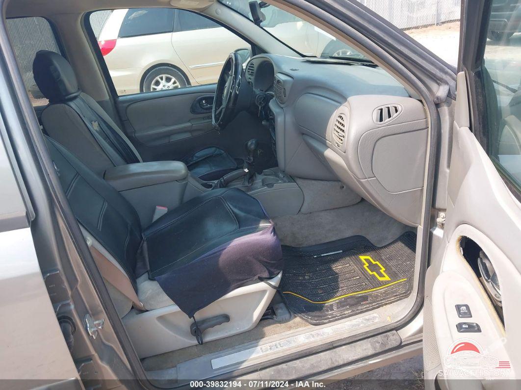 1GNDT13S452113660 2005 CHEVROLET TRAILBLAZER photo no. 5