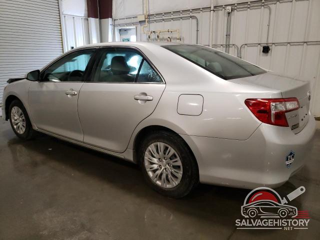 4T4BF1FK7DR308692 2013 TOYOTA CAMRY photo no. 2
