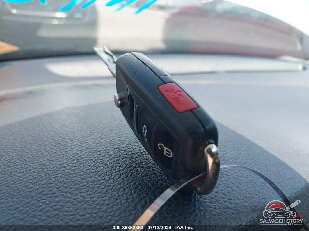 3VW2K7AJ5EM300122 2014 VOLKSWAGEN JETTA photo no. 11