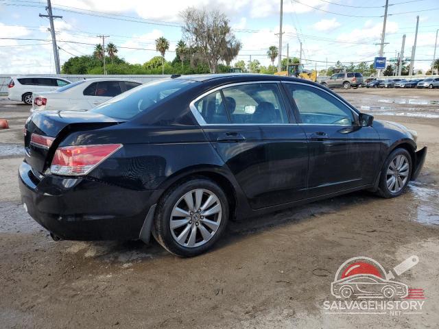 1HGCP2F82CA160477 2012 HONDA ACCORD photo no. 3