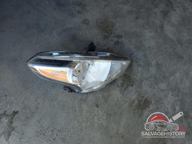 3N1CN7APXHL829517 2017 NISSAN VERSA photo no. 12