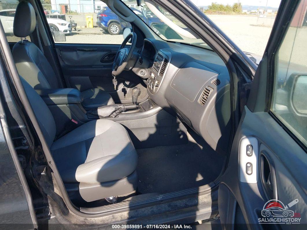 1FMYU93125KB05825 2005 FORD ESCAPE photo no. 5