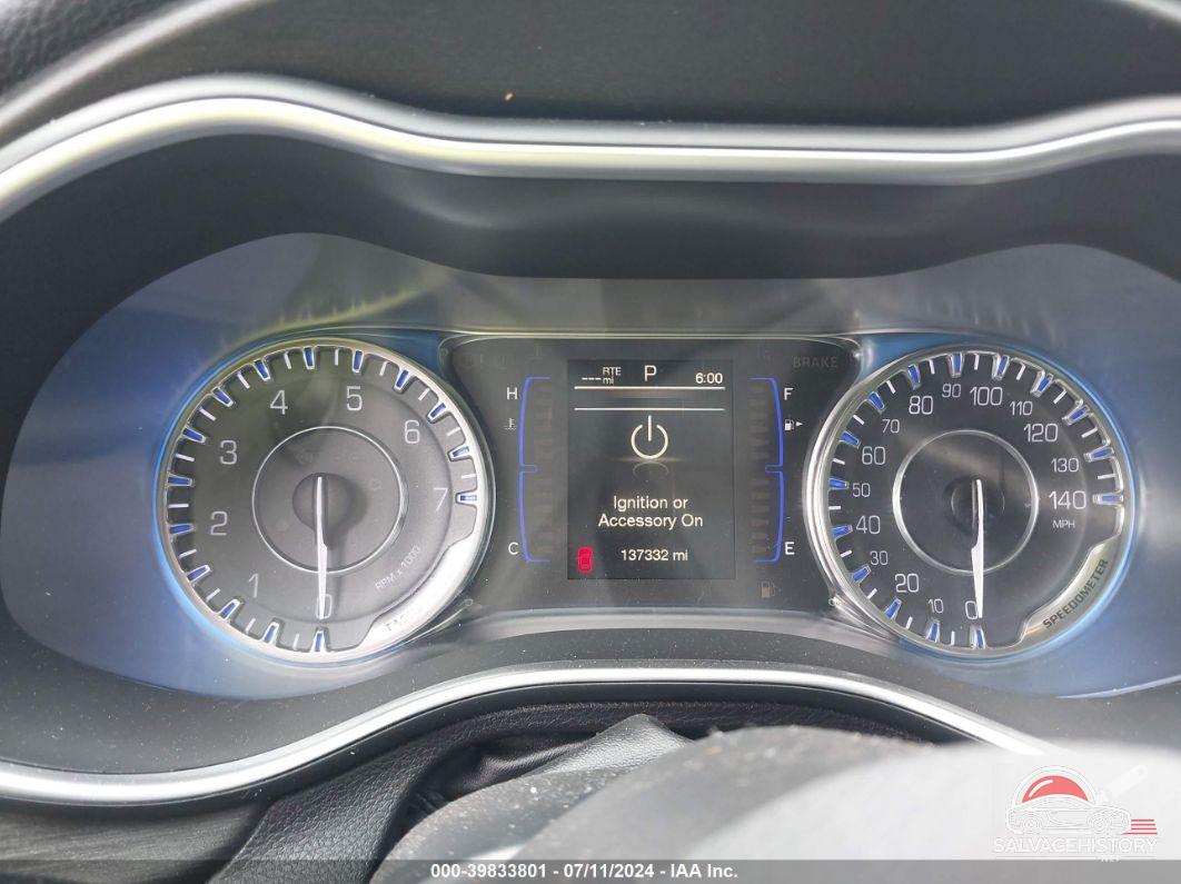 1C3CCCAB7GN175417 2016 CHRYSLER 200 photo no. 7