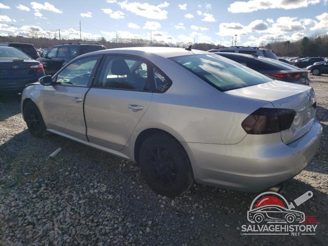1VWAP7A3XCC063110 2012 VOLKSWAGEN PASSAT photo no. 2