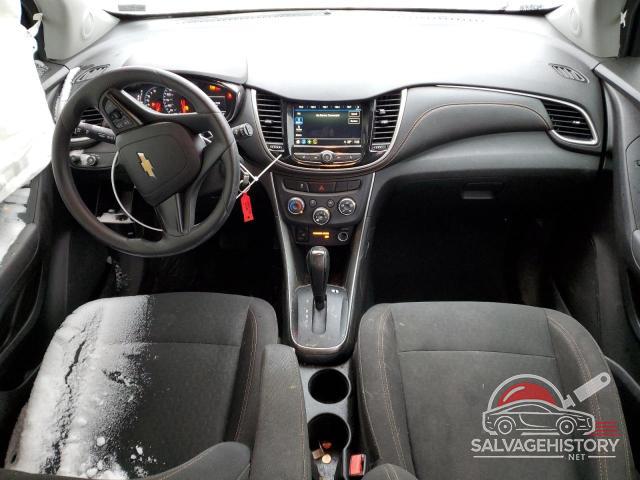 3GNCJKSB8JL196852 2018 CHEVROLET TRAX photo no. 8
