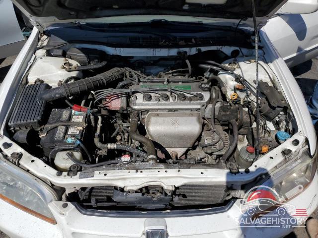 JHMCG6602YC032735 2000 HONDA ACCORD photo no. 11