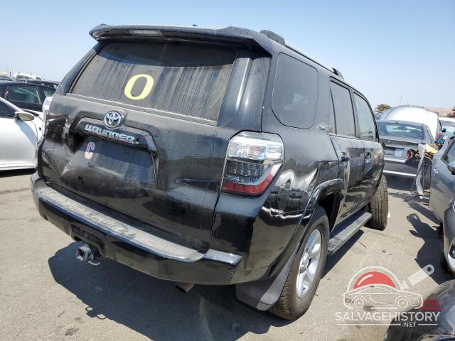 JTEBU5JR5K5656588 2019 TOYOTA 4RUNNER photo no. 3