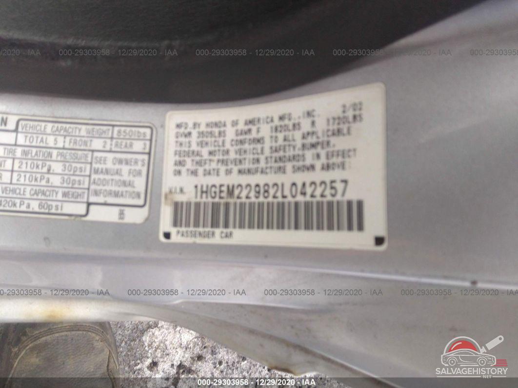 1HGEM22982L042257 2002 HONDA CIVIC photo no. 9