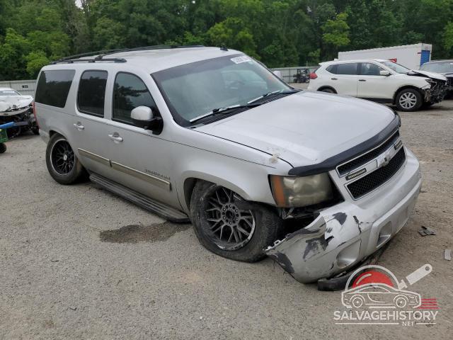 1GNSCHE02BR208331 2011 CHEVROLET SUBURBAN photo no. 4