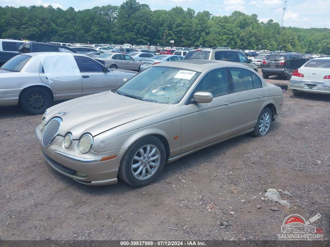 SAJDA01N81FM00557 2001 JAGUAR S-TYPE photo no. 2
