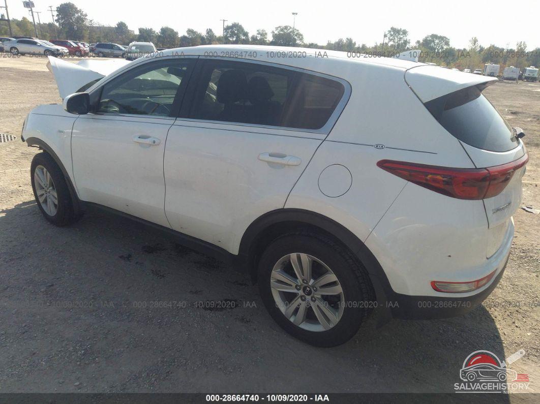 KNDPMCAC0H7094588 2017 KIA SPORTAGE photo no. 3
