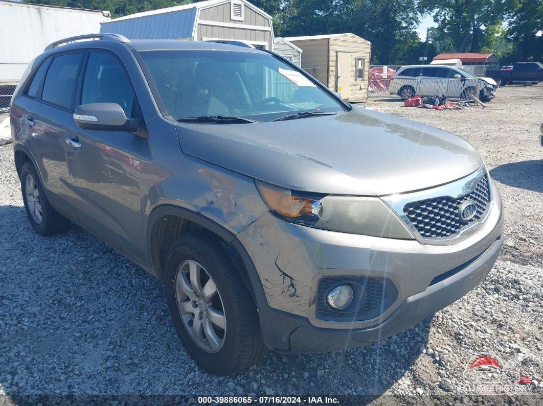 5XYKT3A1XBG052404 2011 KIA SORENTO photo no. 6