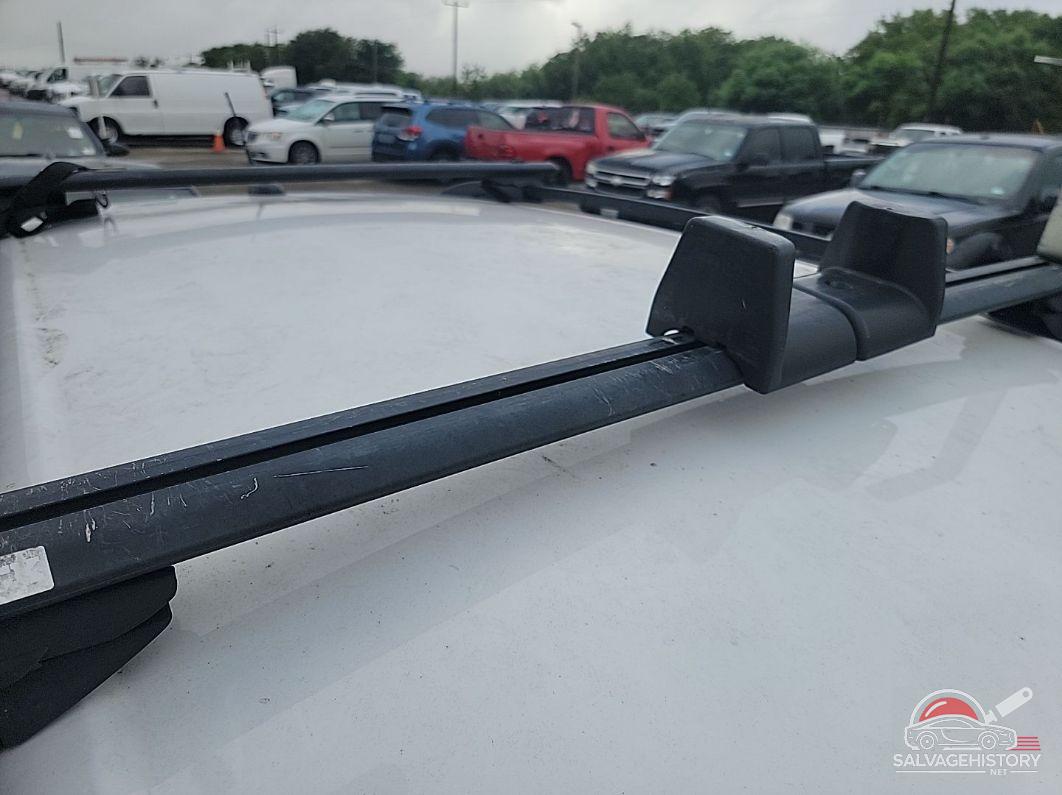 1FMCU0GD8HUE56290 2017 FORD ESCAPE photo no. 4