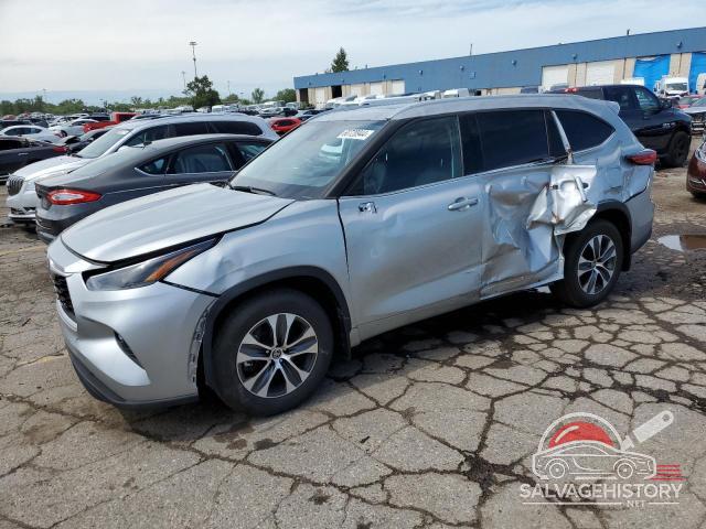5TDGZRBH7NS192453 2022 TOYOTA HIGHLANDER photo no. 4