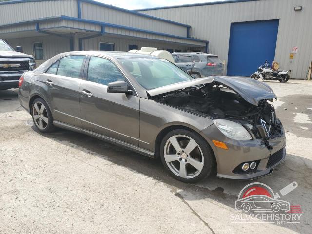 WDDHF8HB3AA143953 2010 MERCEDES-BENZ E-CLASS photo no. 4