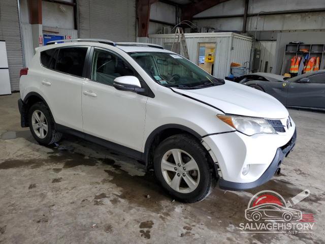 JTMRFREV9D5010629 2013 TOYOTA RAV4 photo no. 4