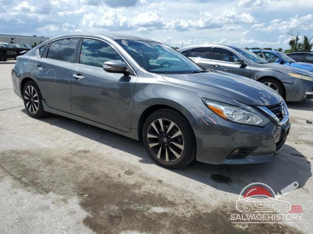 1N4AL3AP9JC191187 2018 NISSAN ALTIMA photo no. 4