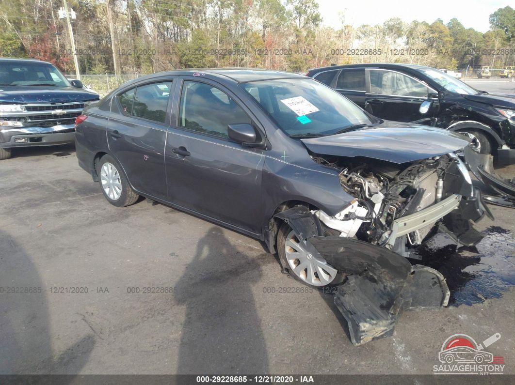 3N1CN7AP5JL834680 2018 NISSAN VERSA SEDAN photo no. 11
