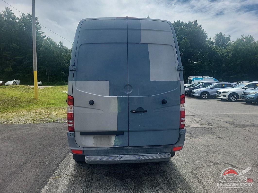 WD3PF0DC2E5937065 2014 MERCEDES-BENZ SPRINTER photo no. 8