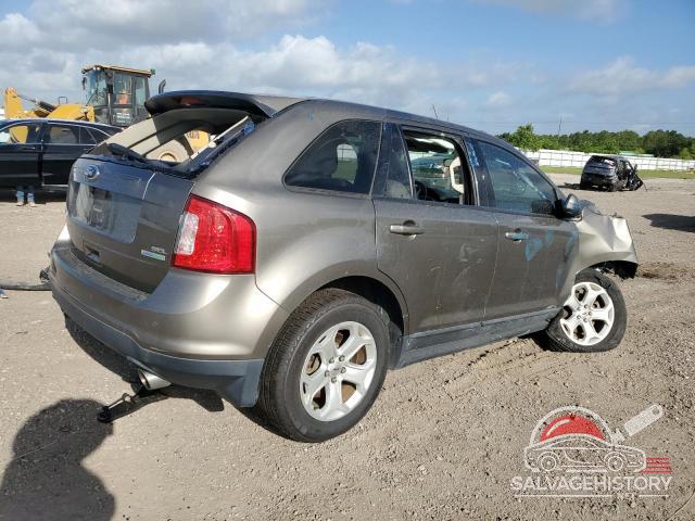 2FMDK3J97DBE19604 2013 FORD EDGE photo no. 3