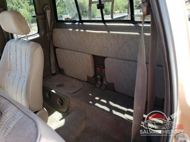 4TAWN72N4XZ476900 1999 TOYOTA TACOMA photo no. 10