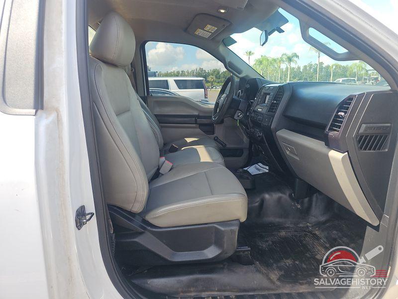 1FTMF1E83HKD47469 2017 FORD F150 photo no. 3