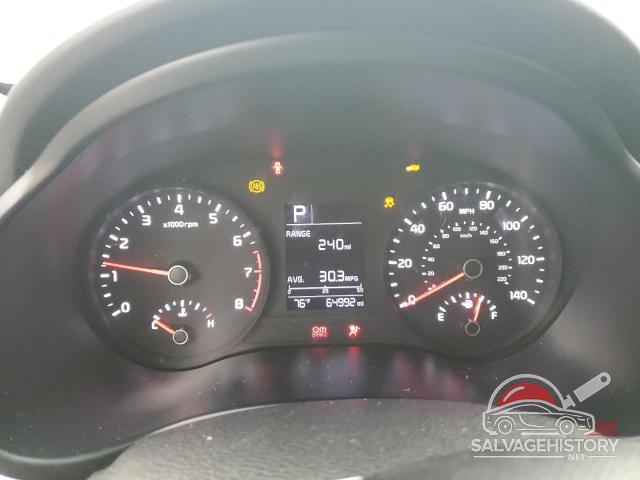 3KPA24AB2JE115410 2018 KIA RIO photo no. 9