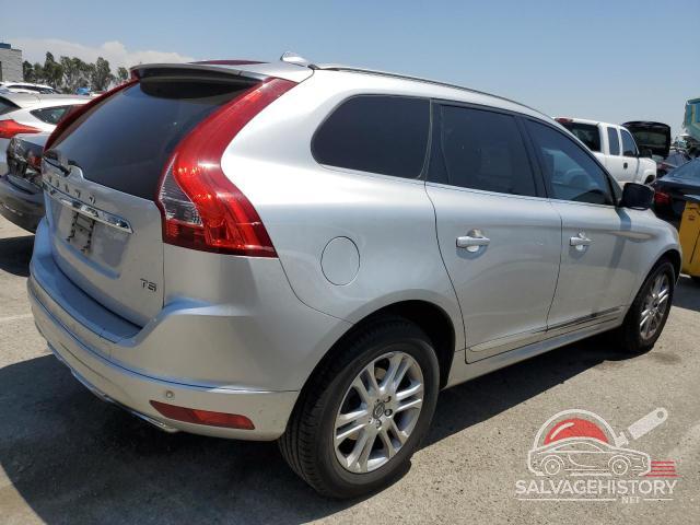 YV440MDK6F2701821 2015 VOLVO XC60 photo no. 3