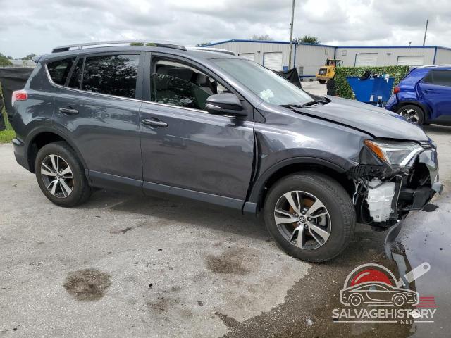 JTMWFREV5JD133087 2018 TOYOTA RAV4 photo no. 4