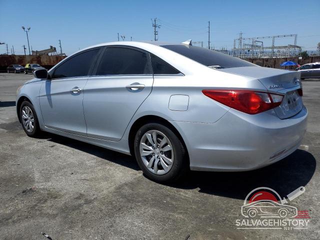 5NPEB4AC0DH503813 2013 HYUNDAI SONATA photo no. 2