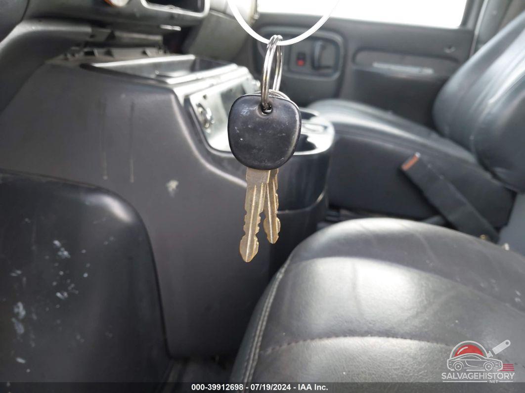 1GCHG35G921160977 2002 CHEVROLET EXPRESS photo no. 11