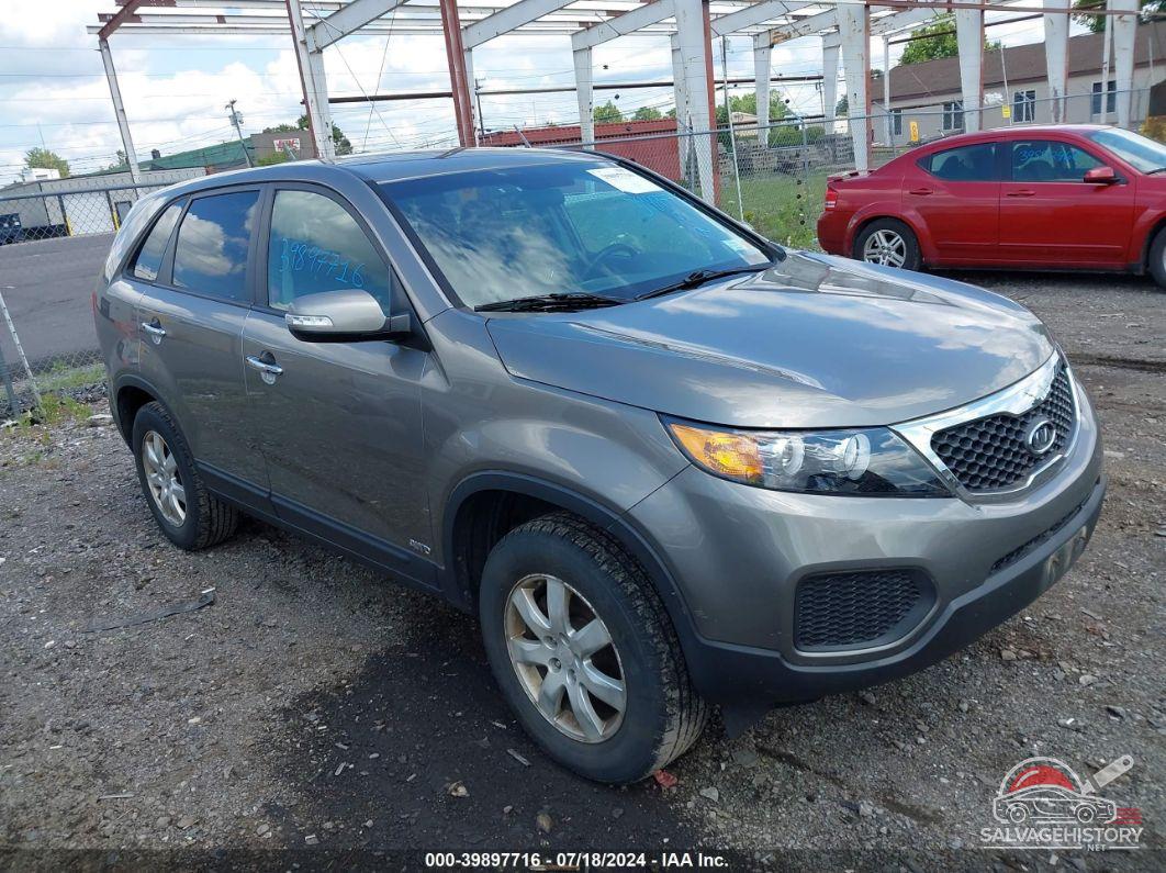 5XYKTCA15BG025434 2011 KIA SORENTO photo no. 11