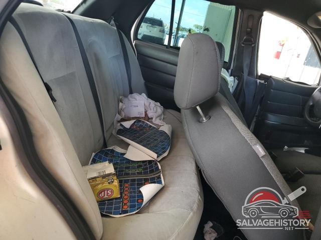 2FAHP71V38X100758 2008 FORD CROWN VIC photo no. 10