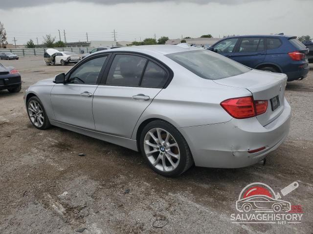 WBA3B1C51EP678918 2014 BMW 3 SERIES photo no. 2