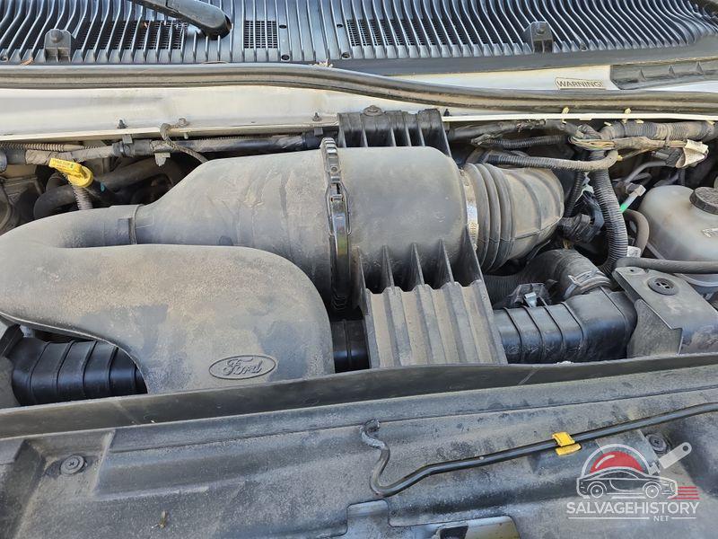 1FDXE4FS4HDC69053 2017 FORD E-450 CUTAWAY photo no. 6