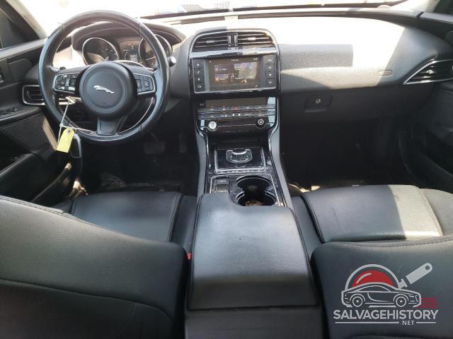 SAJAR4BG4HA977175 2017 JAGUAR XE photo no. 8