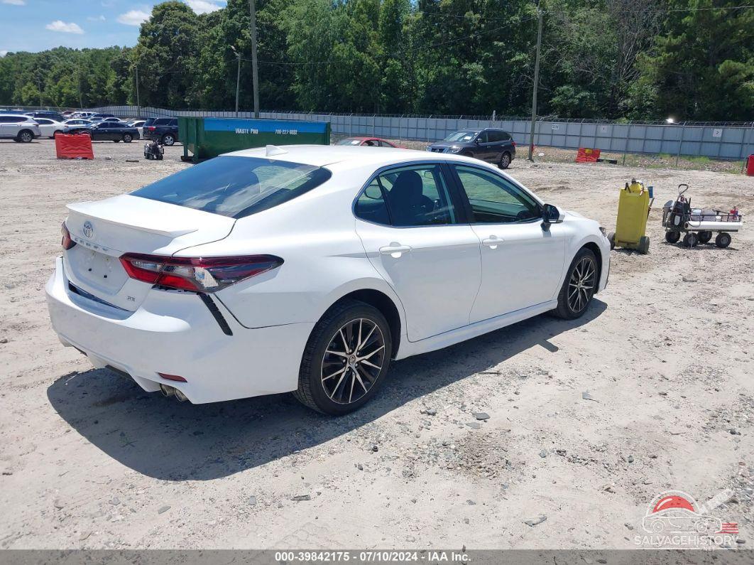 4T1G11AK1RU233761 2024 TOYOTA CAMRY photo no. 4