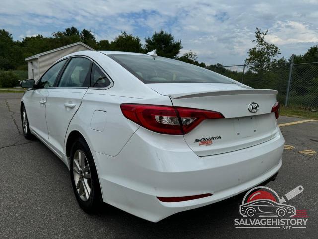 5NPE24AFXHH594797 2017 HYUNDAI SONATA photo no. 3