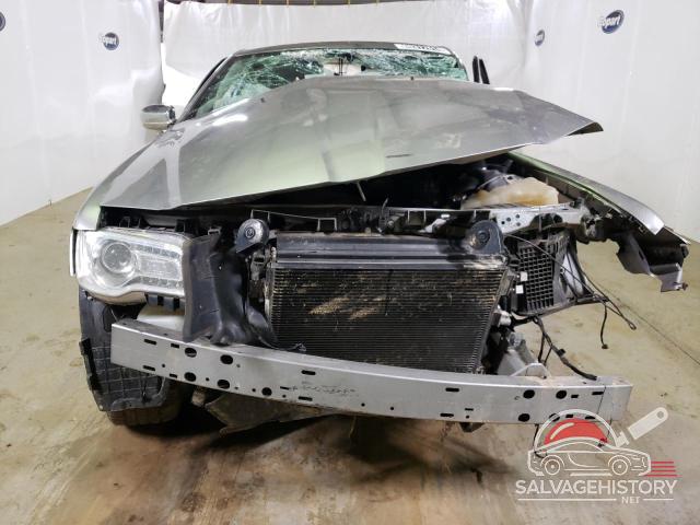 2C3CCAEGXJH136993 2018 CHRYSLER 300 photo no. 5
