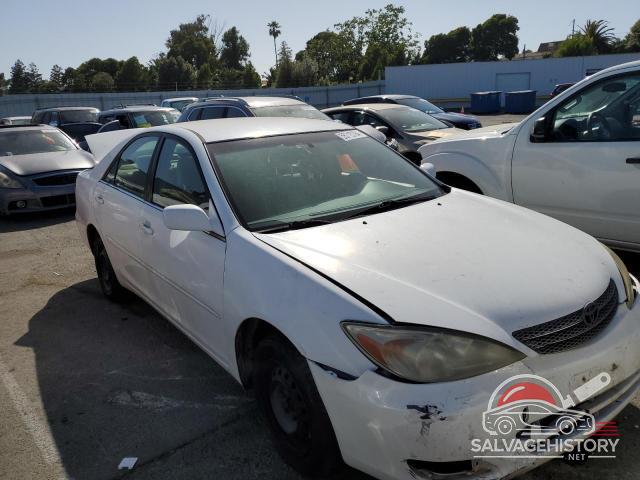 JTDBE32K120068126 2002 TOYOTA CAMRY photo no. 4