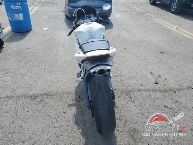 SMTD00NS3AJ414088 2010 TRIUMPH CAR DAYTONA photo no. 4