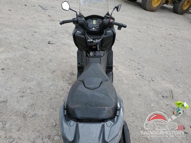 JS1DU11J9P7100242 2023 SUZUKI AN400 A photo no. 6